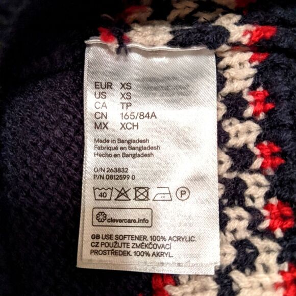 H&M Turtleneck Sweater Heavy Navy Blue Reindeer Pattern  XS - Picture 9 of 10